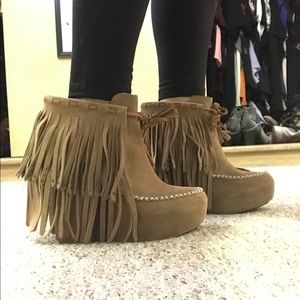 Koolaburra Fringe Wedge Booties